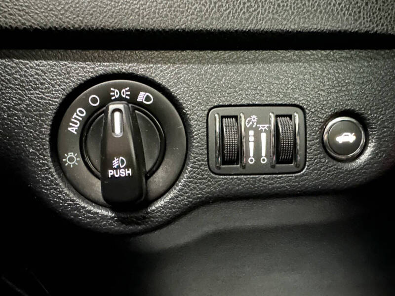 2017 Dodge Charger SXT