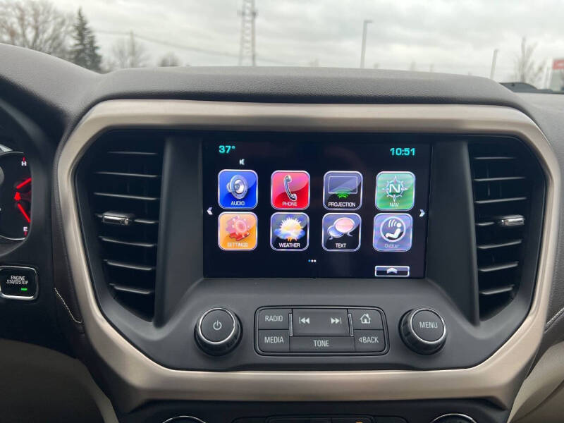 2017 GMC Acadia Denali