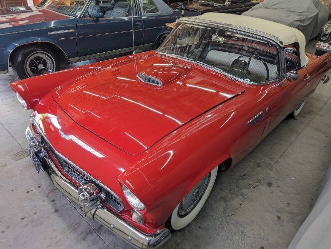 1956 Ford Thunderbird