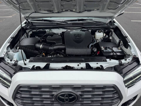 2023 Toyota Tacoma TRD Off-Road