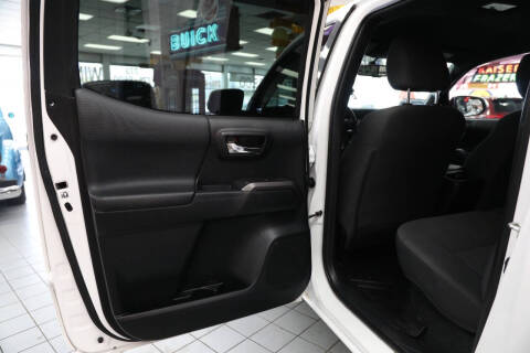 2017 Toyota Tacoma TRD Sport