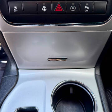 2012 Jeep Grand Cherokee SRT8