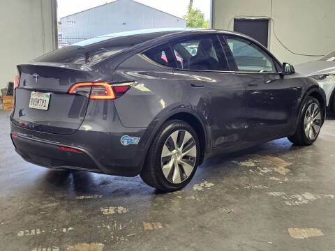 2021 Tesla Model Y Standard Range