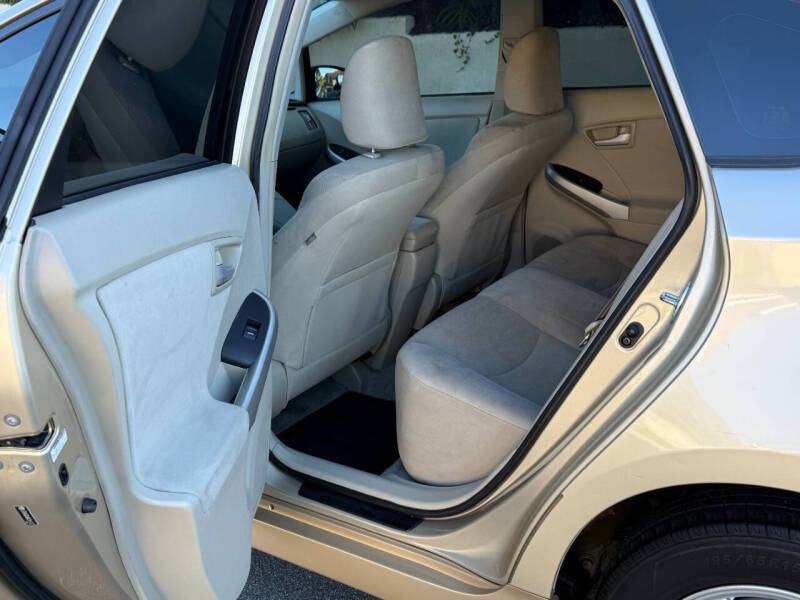 2011 Toyota Prius Three