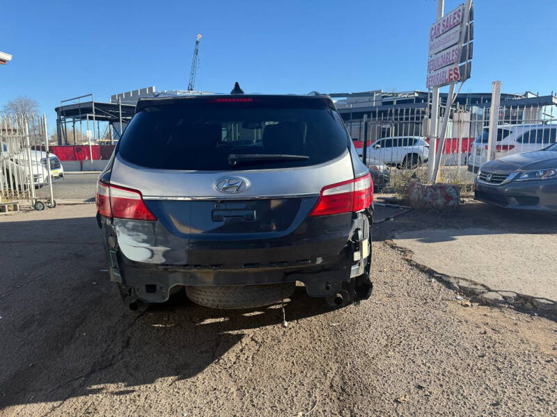 2017 Hyundai Santa Fe SE