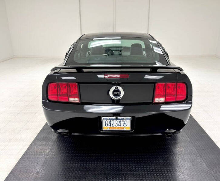 2005 Ford Mustang