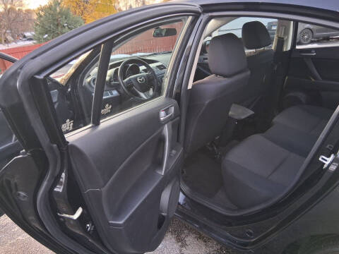 2012 Mazda MAZDA3 i Touring