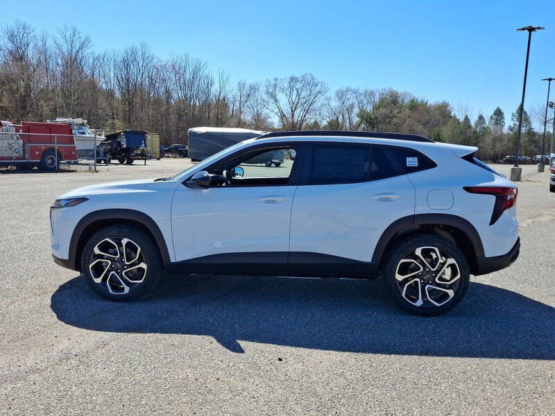 2025 Chevrolet Trax RS