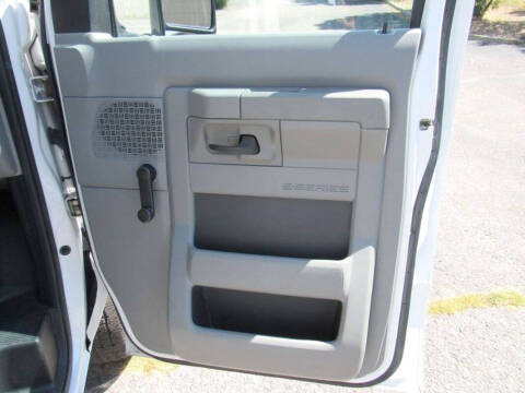 2011 Ford E-Series E-250