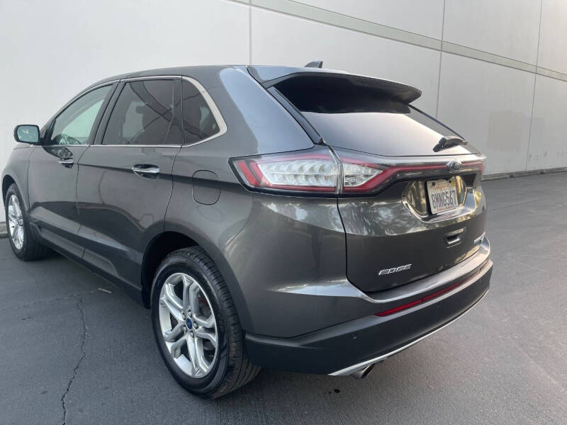 2017 Ford Edge Titanium
