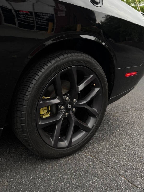 2019 Dodge Challenger SXT