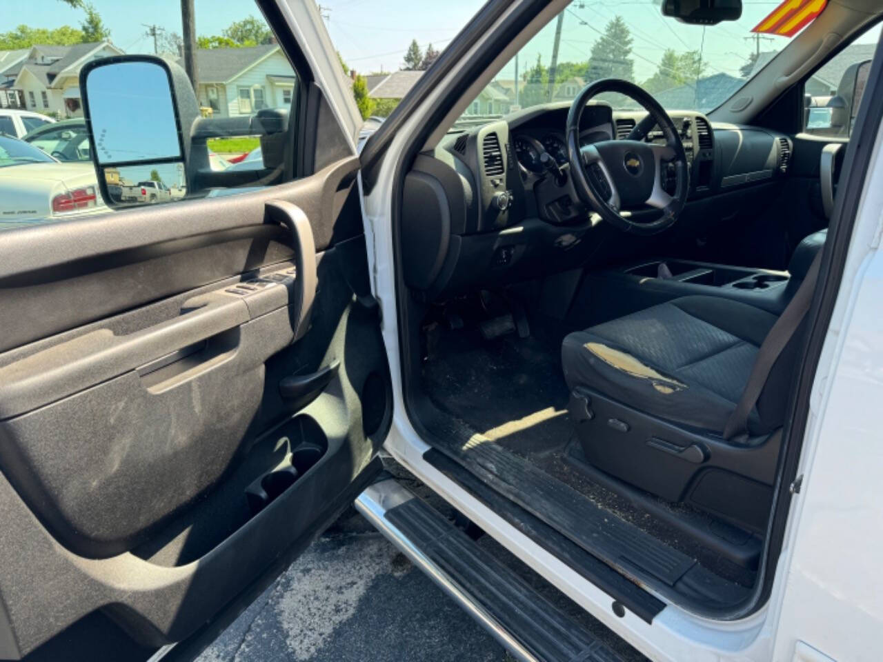 2011 Chevrolet Silverado 2500HD for sale at BOHL AUTOMOTIVE in Racine, WI