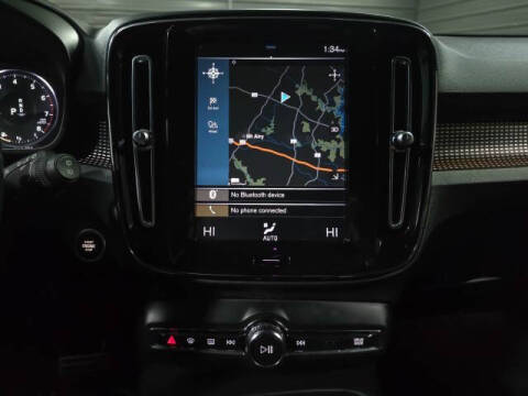 2020 Volvo XC40 T4 R-Design