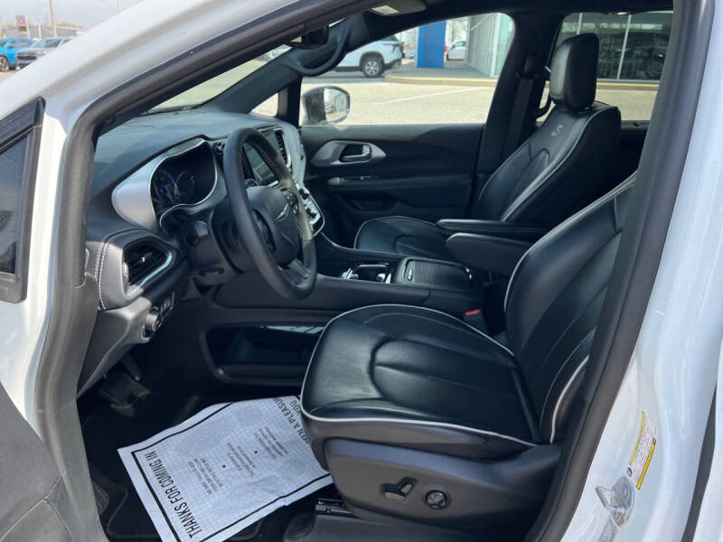 2025 Chrysler Pacifica Limited