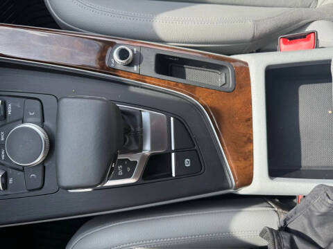 2019 Audi A4 quattro Premium 45 TFSI