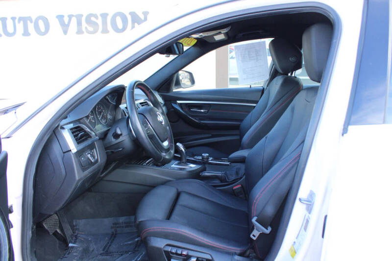 2017 BMW 3 Series 330i