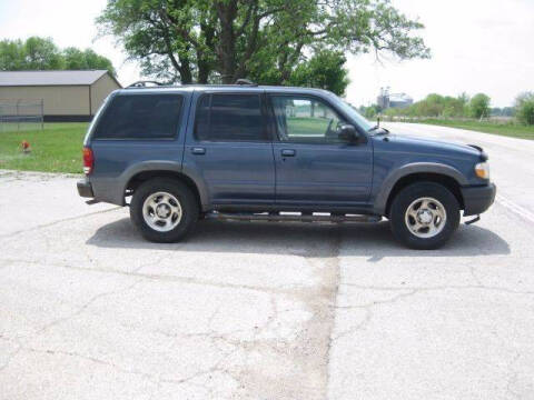 2000 Ford Explorer XLS