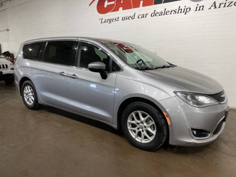 2017 Chrysler Pacifica Touring-L