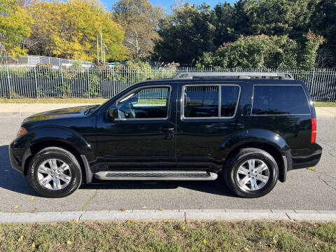 2010 Nissan Pathfinder SE