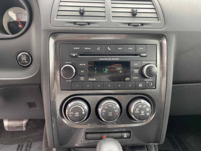 2014 Dodge Challenger SXT