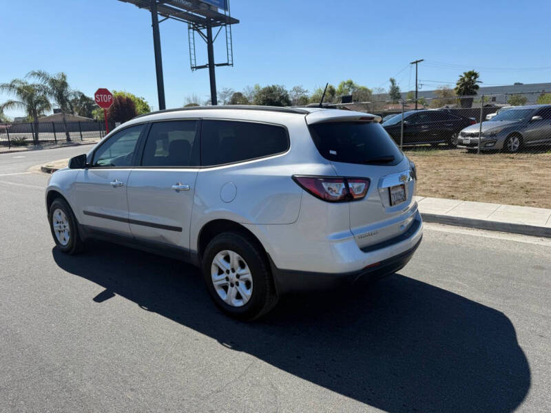 2017 Chevrolet Traverse LS