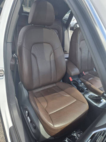 2017 Audi Q3 2.0T quattro Premium Plus