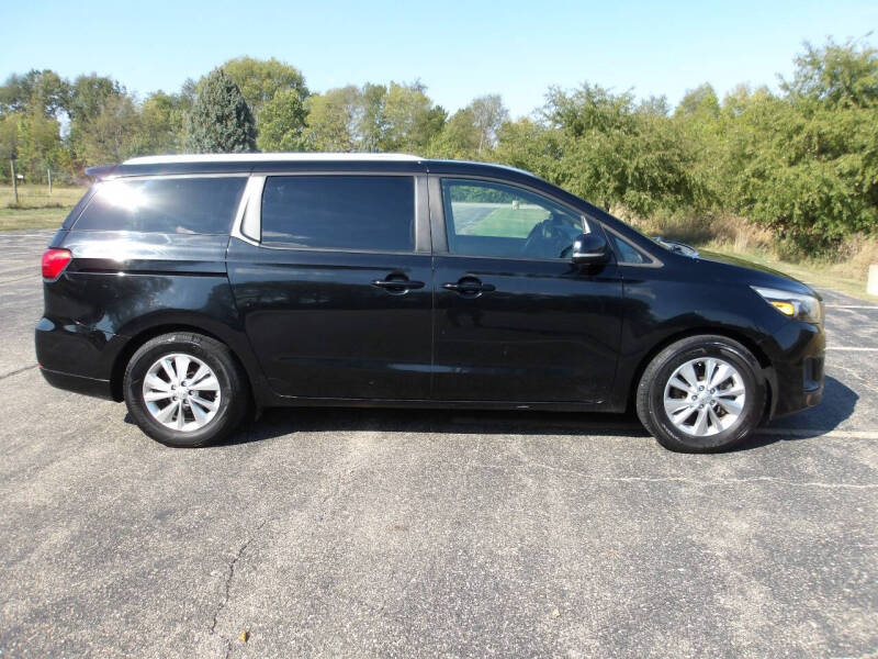 2017 Kia Sedona LX