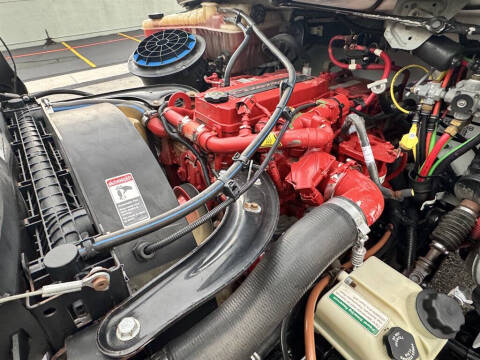 2017 Freightliner M2 106