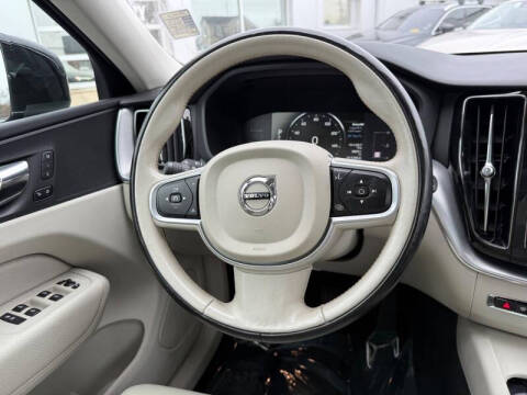 2019 Volvo XC60 T6 Momentum