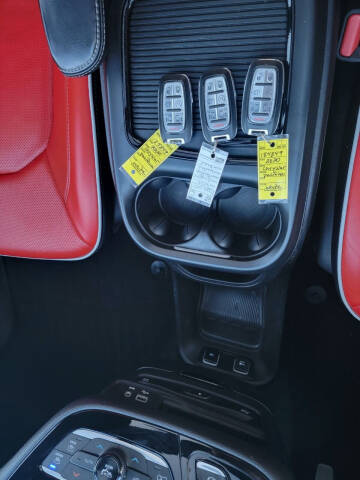 2020 Chrysler Pacifica Limited Red S