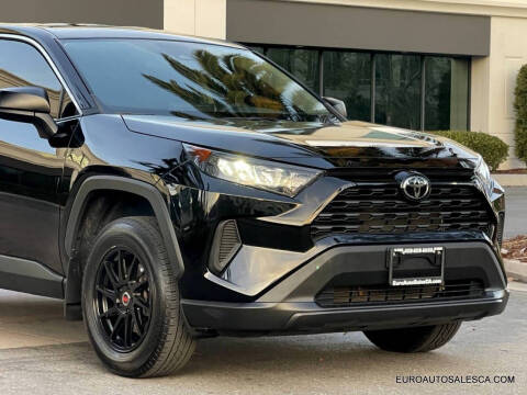 2022 Toyota RAV4 LE