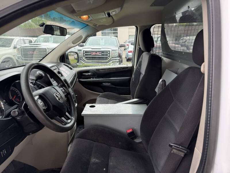 2014 RAM C/V