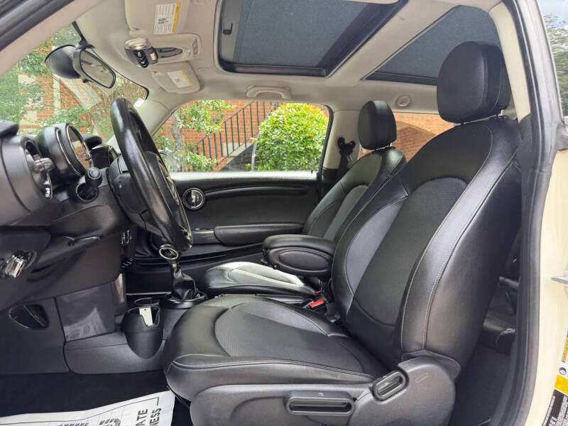 2017 MINI Hardtop 2 Door Cooper