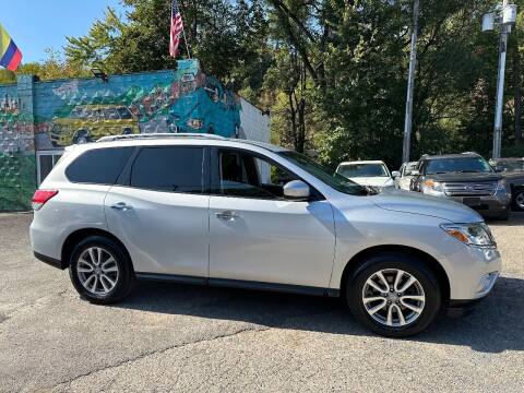 2016 Nissan Pathfinder for sale at SHOWCASE MOTORS LLC in Pittsburgh PA