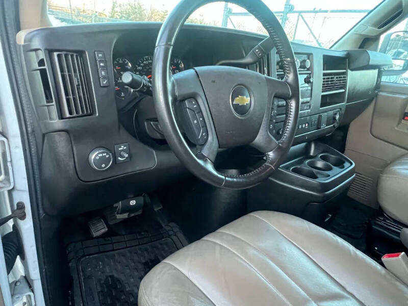 2021 Chevrolet Express 3500