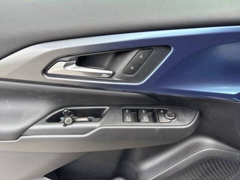 2026 Chevrolet Equinox EV LT 2