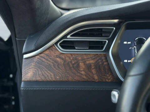 2017 Tesla Model S