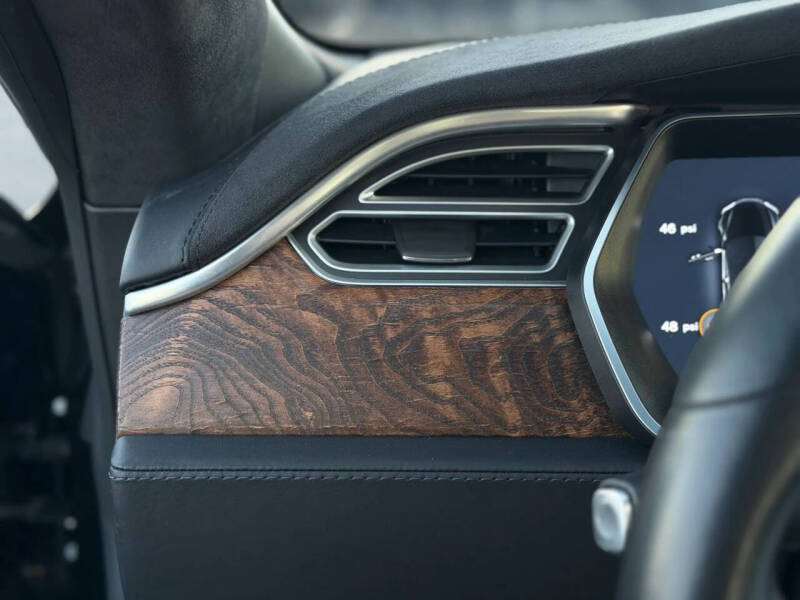 2017 Tesla Model S