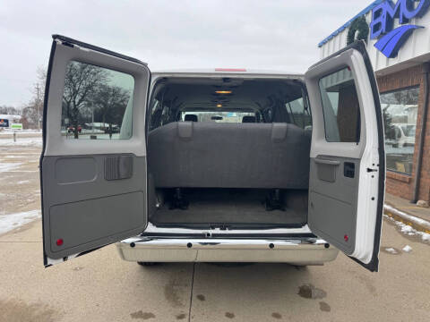 2012 Ford E-Series E-350 SD XLT