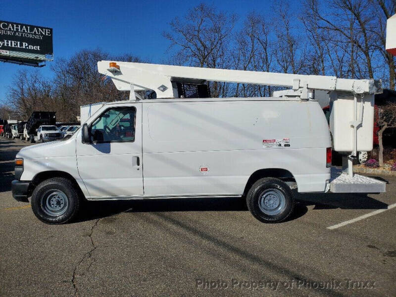 2014 Ford E-Series E-350 SD