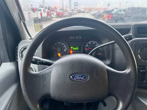 2011 Ford E-Series E-450 SD