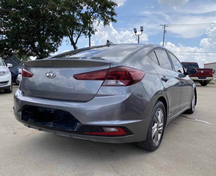 2019 Hyundai Elantra
