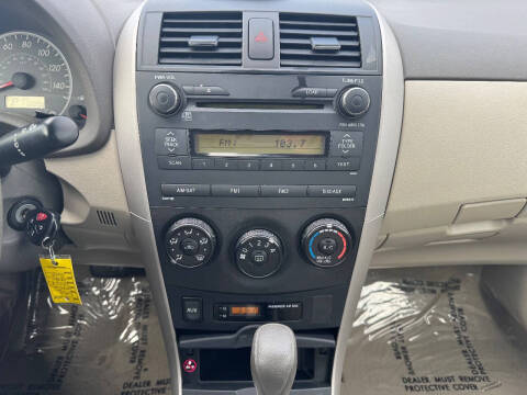 2010 Toyota Corolla LE