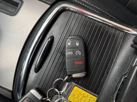 2013 Dodge Charger SXT