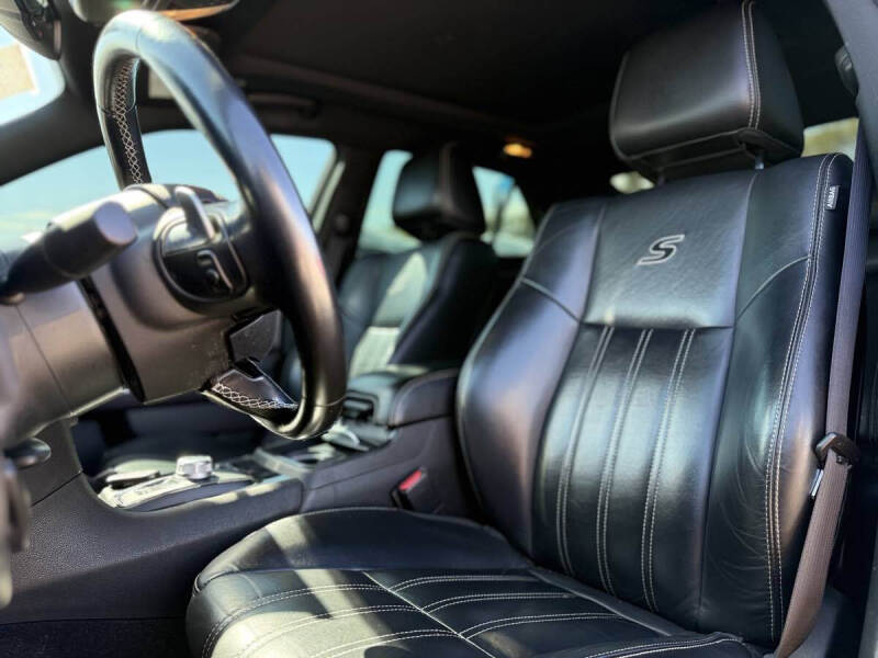 2021 Chrysler 300 S V6