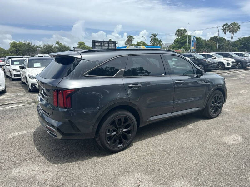 2023 Kia Sorento SX