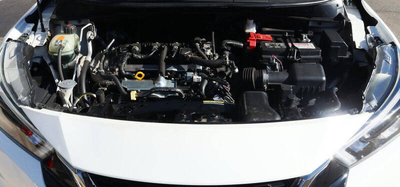 2022 Nissan Versa SR