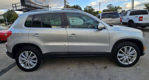 2011 Volkswagen Tiguan SEL 4Motion