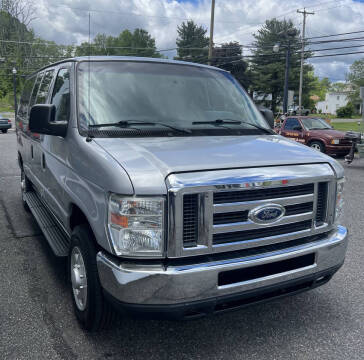 2013 Ford E-Series E-350 SD XLT