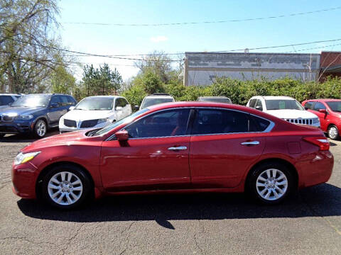 2016 Nissan Altima 2.5 SR